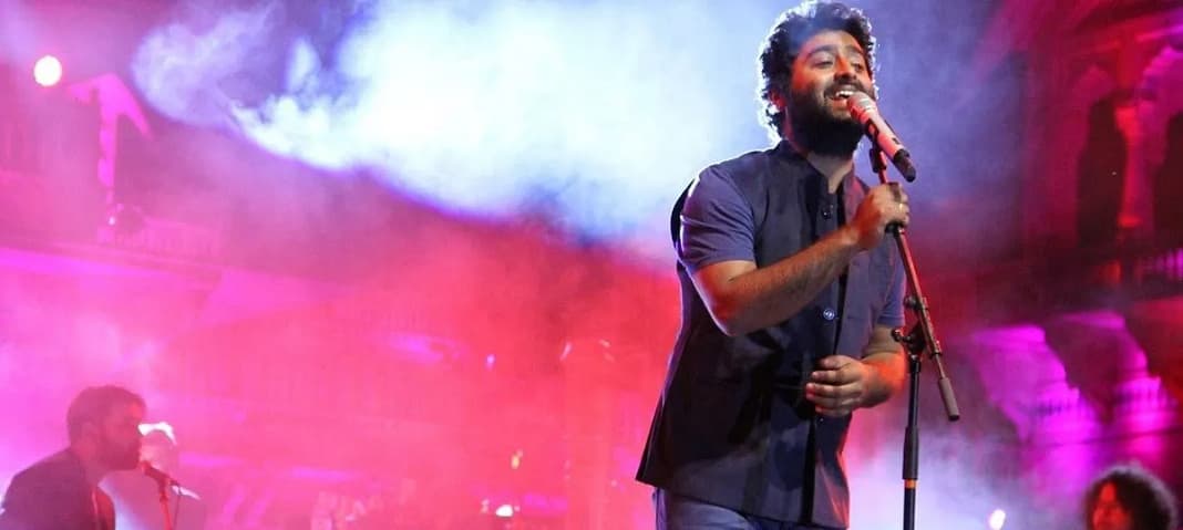 Arijit Singh live in Raipur